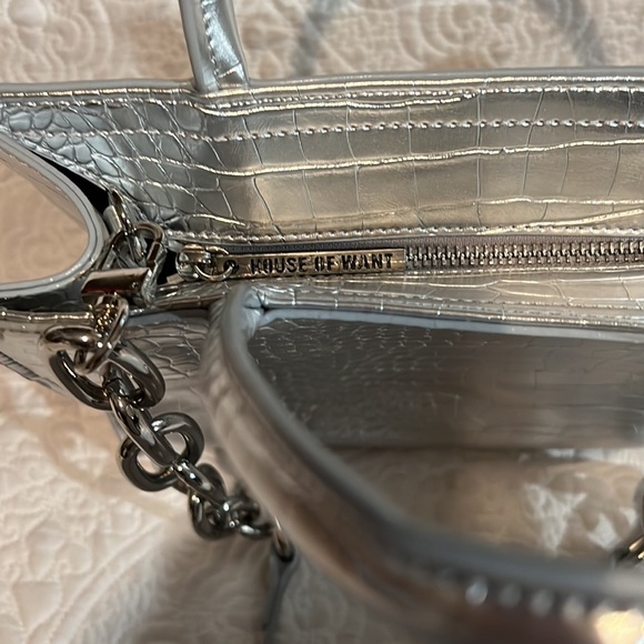 House of Want metallic bag, NWOT - Picture 10 of 16